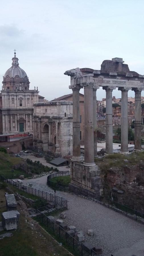 La Calla Al Colosseo روما المظهر الخارجي الصورة